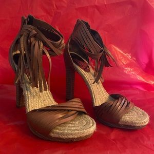 Carlos Santana dress sandals size 6 1/2 tan